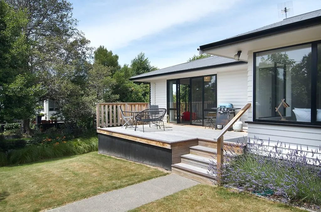 Brookside Villa - Christchurch Holiday Homes